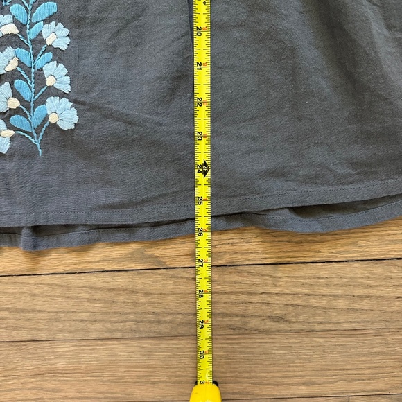 Siren Embroidered Blouse - Picture 7 of 7